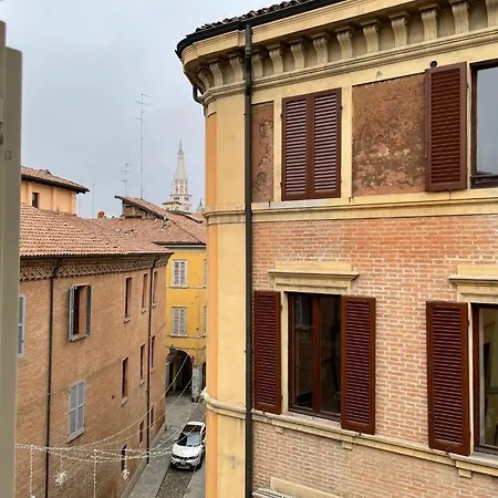 Saragozza 3 Intero In Centro Storico Wifi E Parcheggio Gratuito Appartement Modena